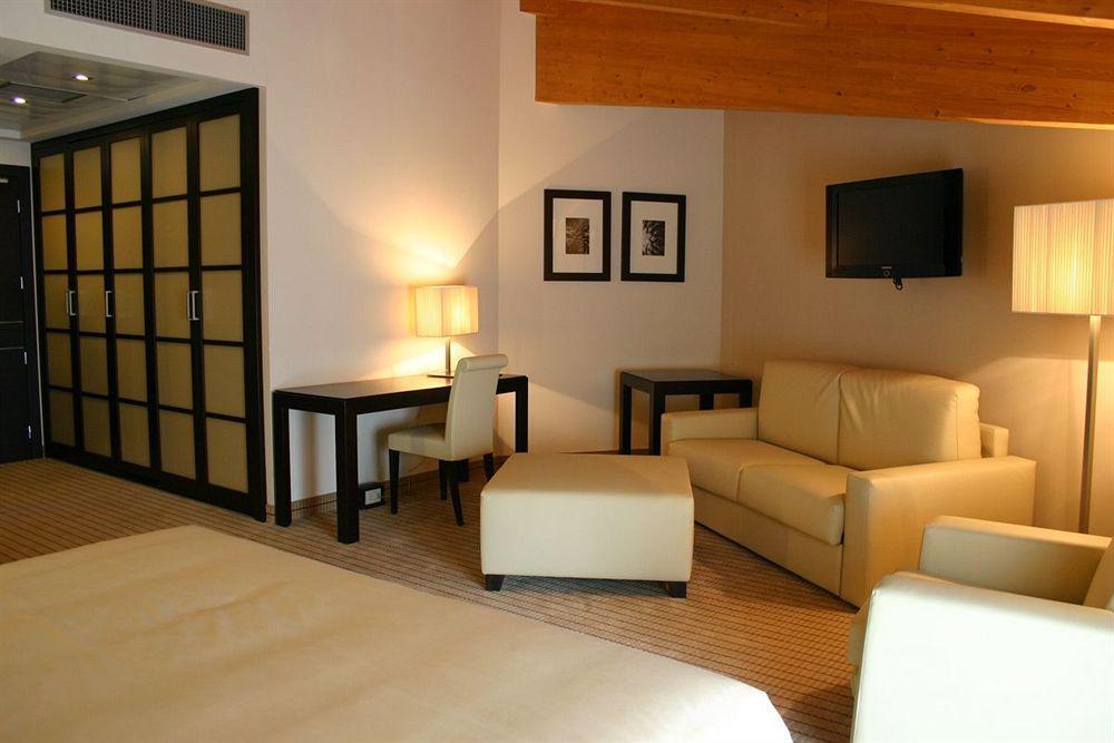 Hotel & Residence Villa Bartolomea Ngoại thất bức ảnh