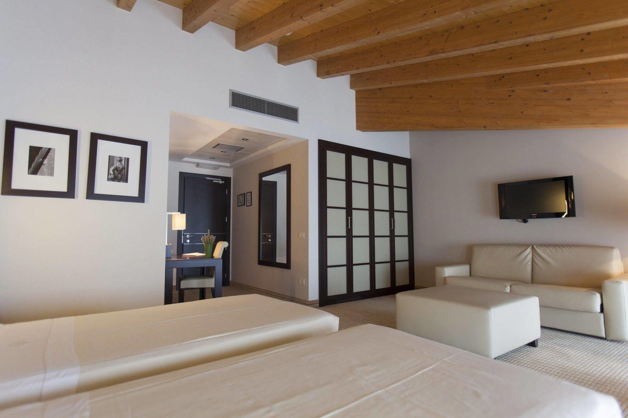 Hotel & Residence Villa Bartolomea Ngoại thất bức ảnh